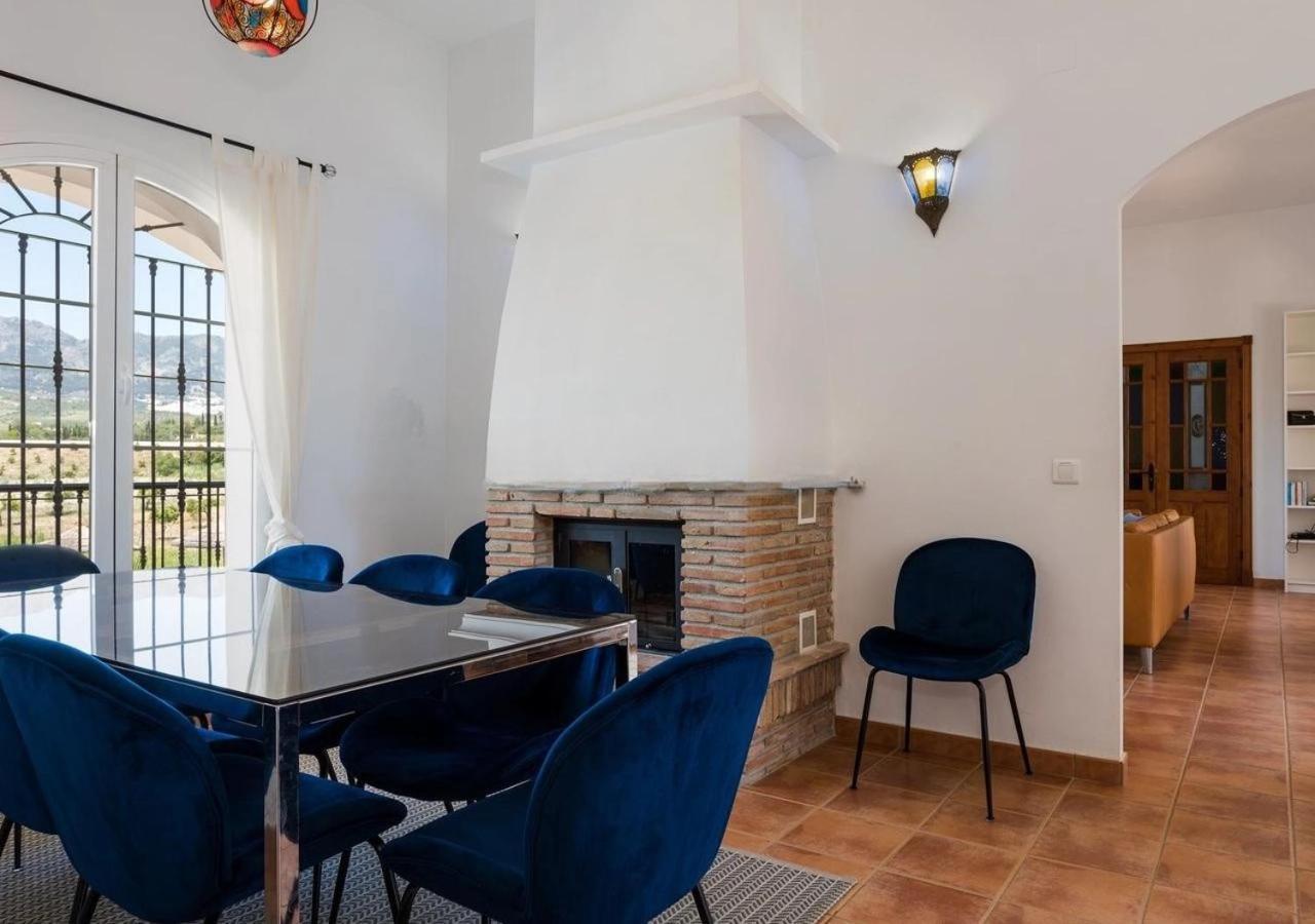 Spacious Villa With Exceptional Views In Malaga Casarabonela Bagian luar foto
