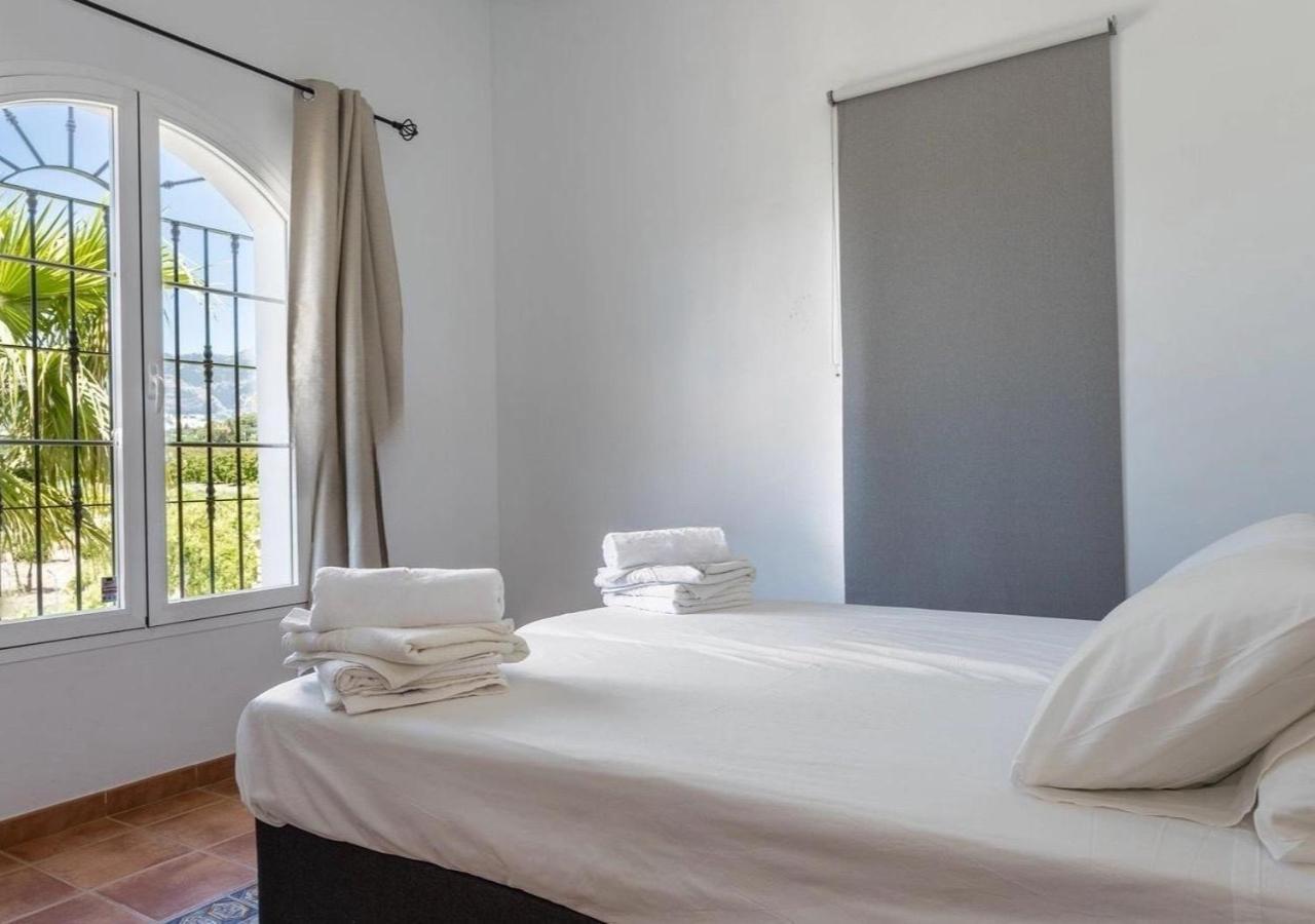 Spacious Villa With Exceptional Views In Malaga Casarabonela Bagian luar foto