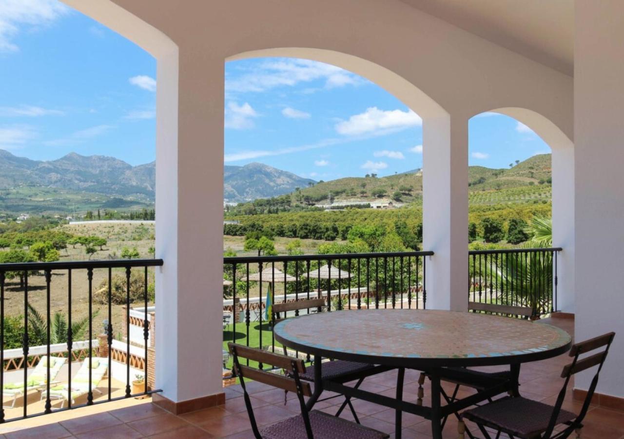 Spacious Villa With Exceptional Views In Malaga Casarabonela Bagian luar foto