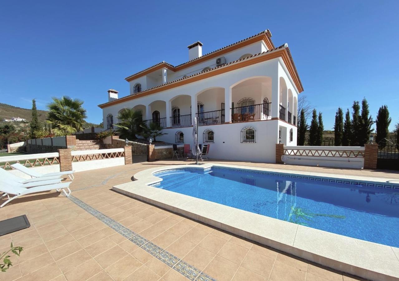 Spacious Villa With Exceptional Views In Malaga Casarabonela Bagian luar foto