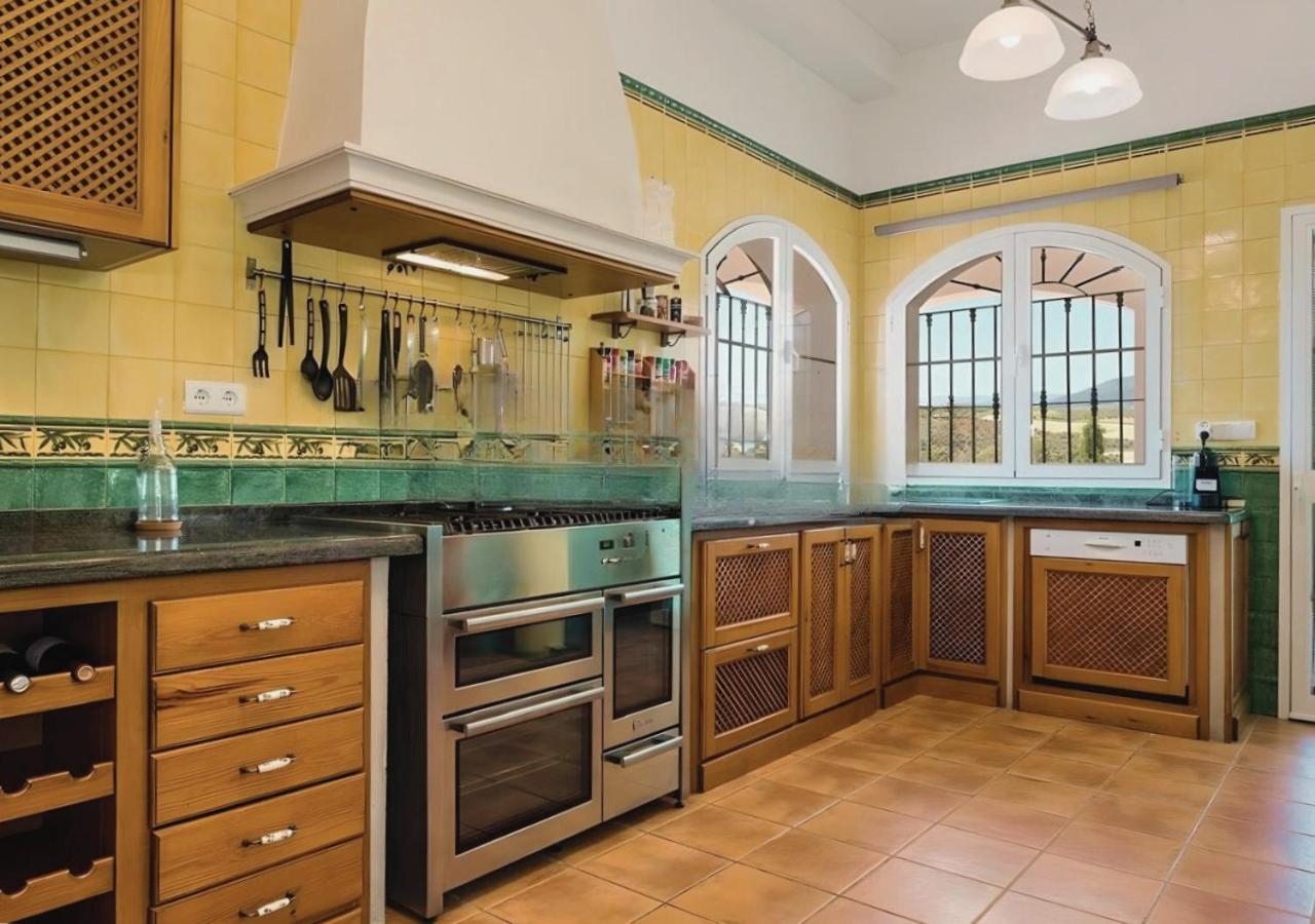 Spacious Villa With Exceptional Views In Malaga Casarabonela Bagian luar foto